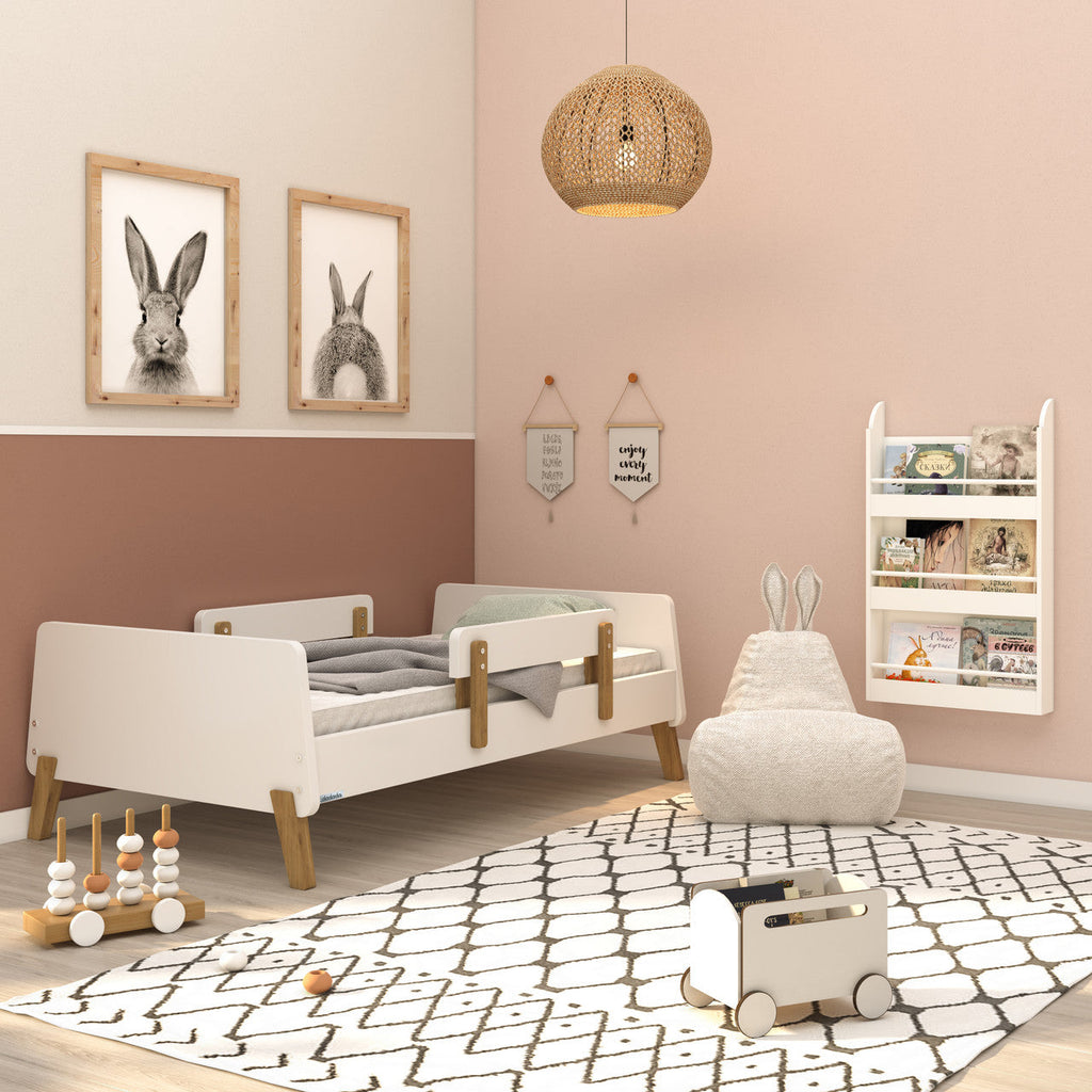 dadada Muse Collection Toddler Bed in White and Natural